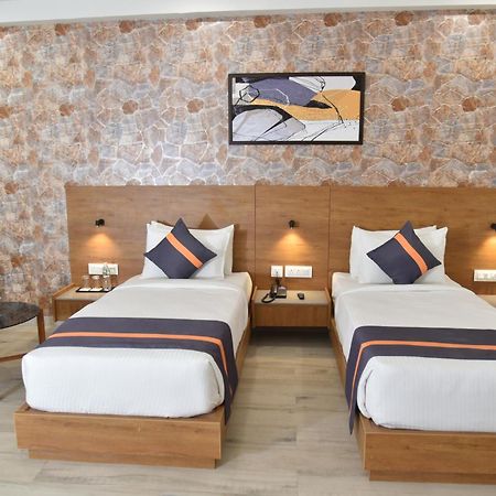 Comfort Inn , Statue Of Unity Kevadia Exteriér fotografie