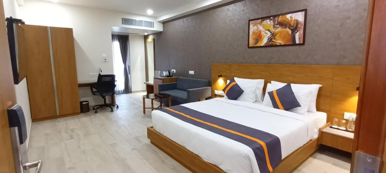 Comfort Inn , Statue Of Unity Kevadia Exteriér fotografie