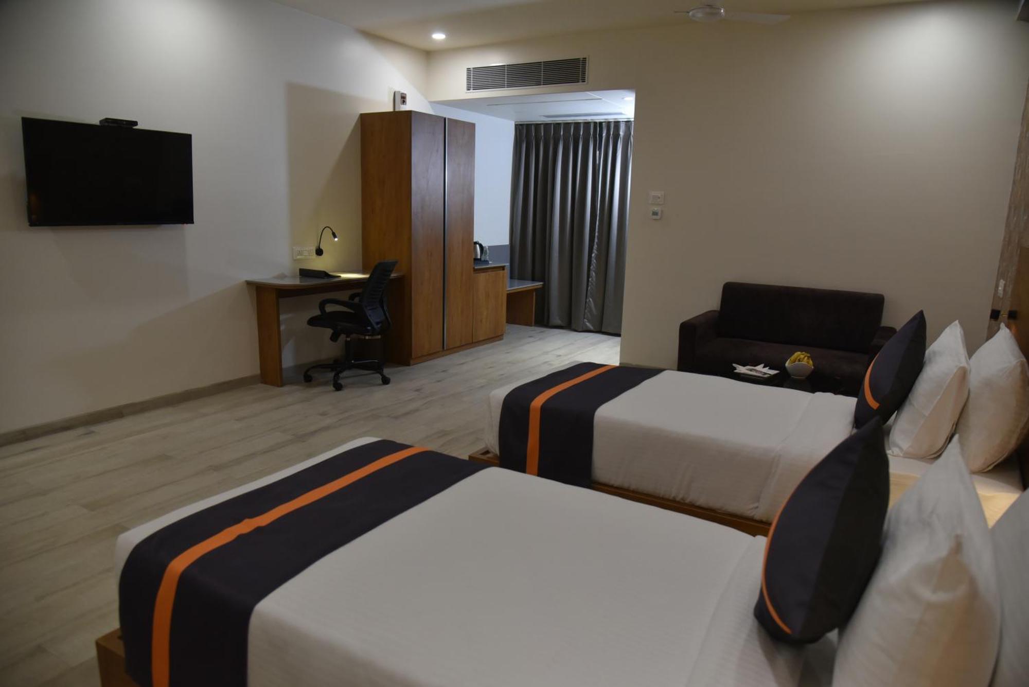 Comfort Inn , Statue Of Unity Kevadia Exteriér fotografie